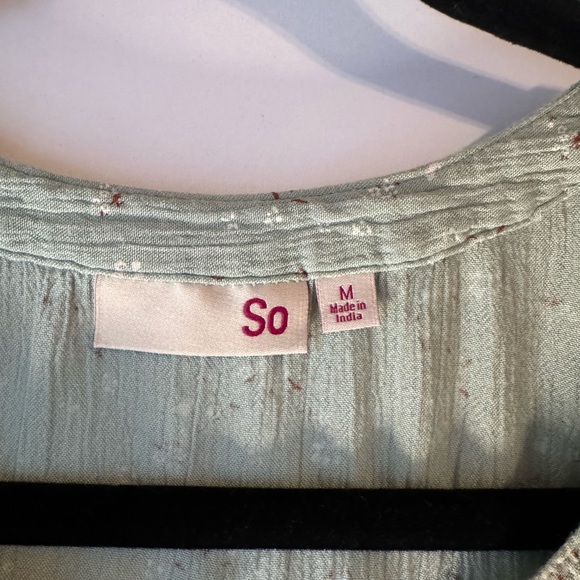 SO Mint Floral Lace-Up Cropped Blouse - Picture 3 of 4